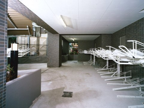 ライオンズプラザ川口幸町の駐輪場|雨に濡れない駐輪場です