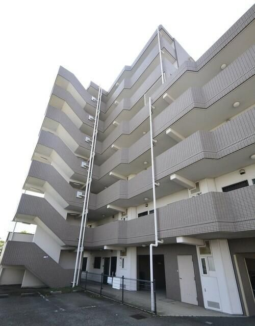 グリーンハイツ西田の外観