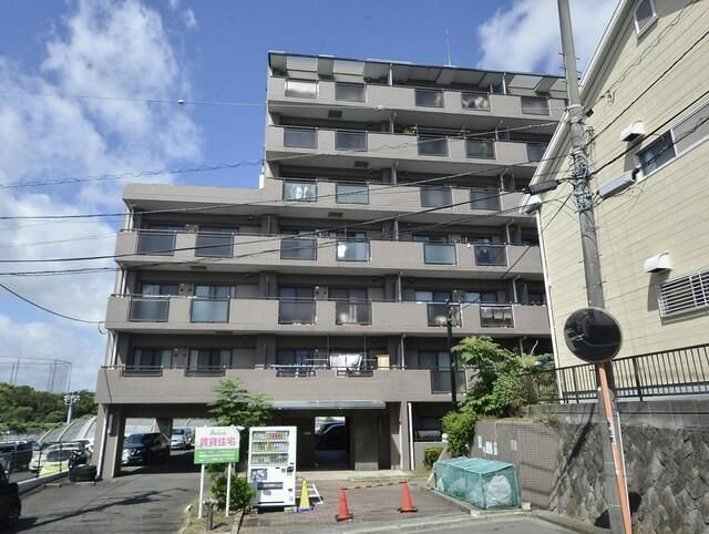グリーンハイツ西田の外観