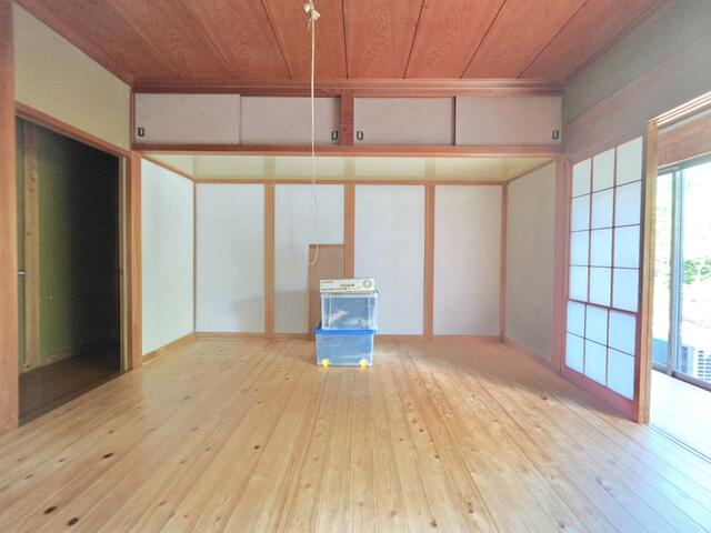 瑞浪市日吉町の洋室|室内
