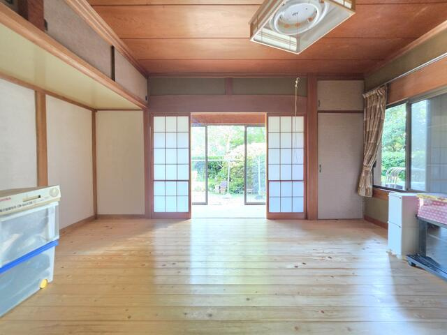 瑞浪市日吉町の洋室|室内