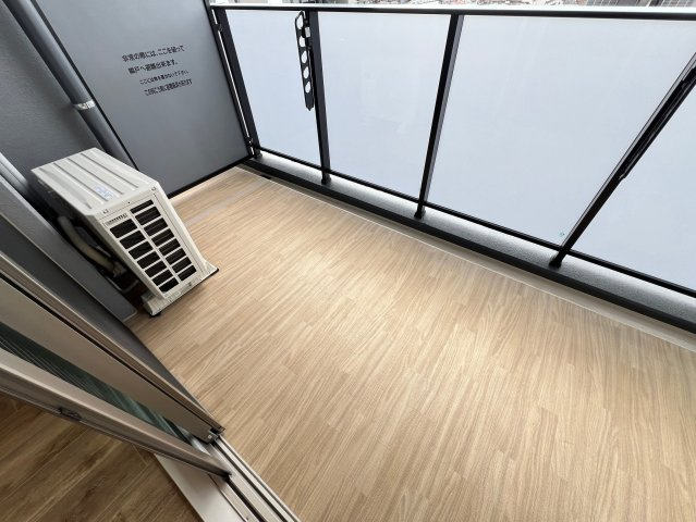 Dimora難波のバルコニー