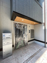 【エントランス】 | アヴァンスコート壱番館