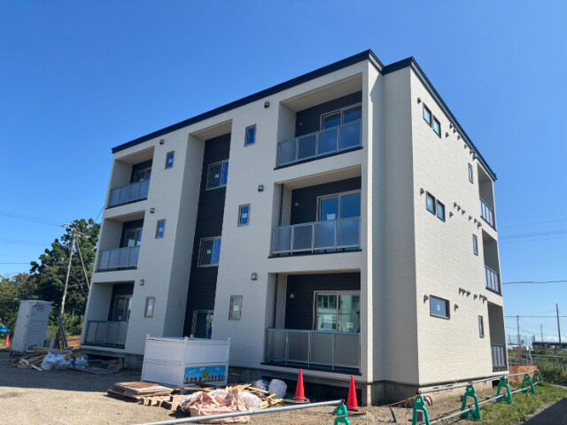 苫小牧市船見町１丁目のアパート