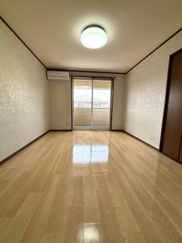 ラポールAの居間・リビング
