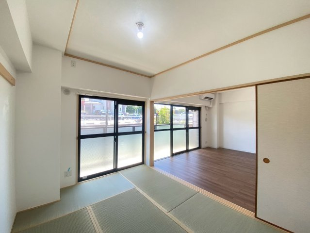 千葉市稲毛区小中台町の賃貸マンションの和室