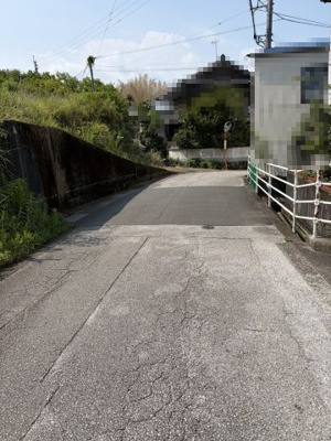 【前面道路含む現地写真】 | 売地　高知市朝倉己　＠23.18