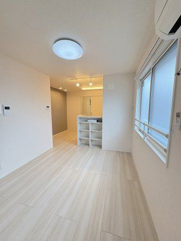 プラタノの内装|別のお部屋の写真です