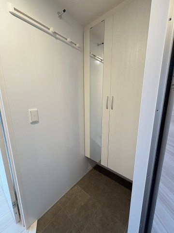 プラタノの玄関|別のお部屋の写真です