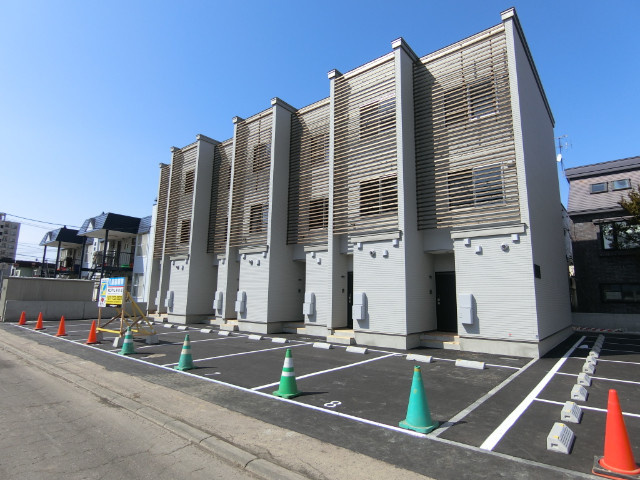 札幌市東区北四十二条東１５丁目のテラスハウス