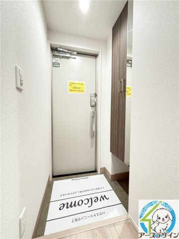 D-ROOM江井島の玄関