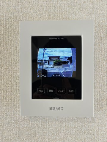 CRADLE GARDEN　小倉北区井堀第1の防犯設備|モニター付きインターホンで、来訪者を確認でき安心です。