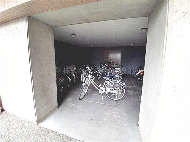 【駐輪場】の画像