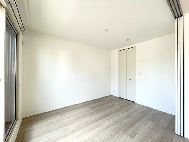 イーストハイムの洋室|※同タイプ・別室の写真になります。