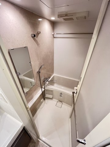 大阪市都島区内代町４丁目の賃貸マンションの浴室