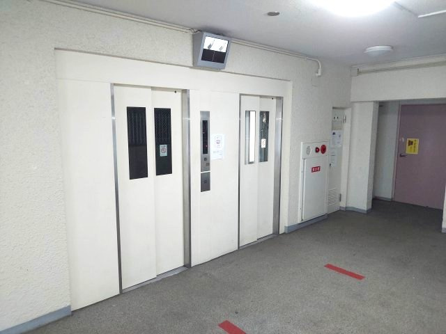 逆瀬川グリーンハイツA棟のその他共用部分|エレベーター