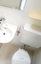 横浜市神奈川区松ケ丘の賃貸マンションのトイレ