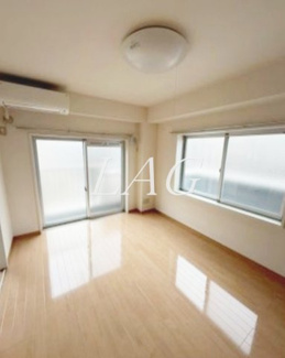 【居間・リビング】 | 東一コーポ | 洋室のお部屋です。