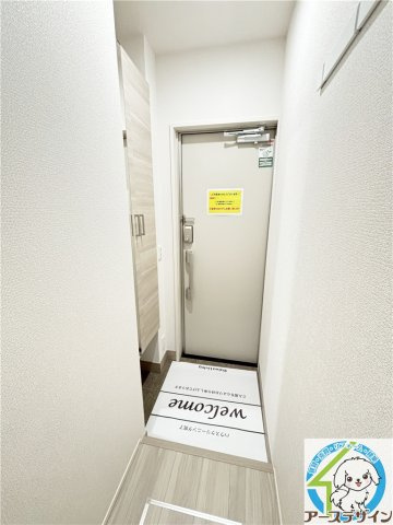 D-ROOM江井島の玄関