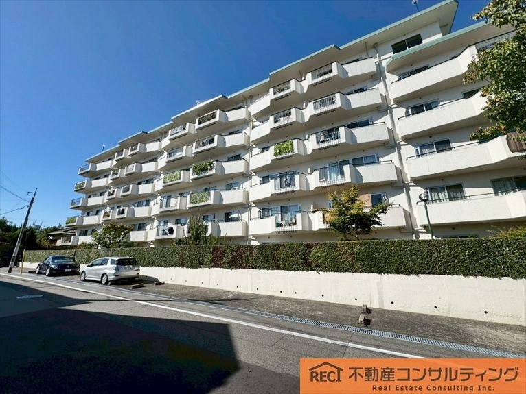 岡本センチュリーマンションの外観|陽当たり・通風良好です！