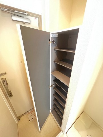 コンフォート南塚口町の収納