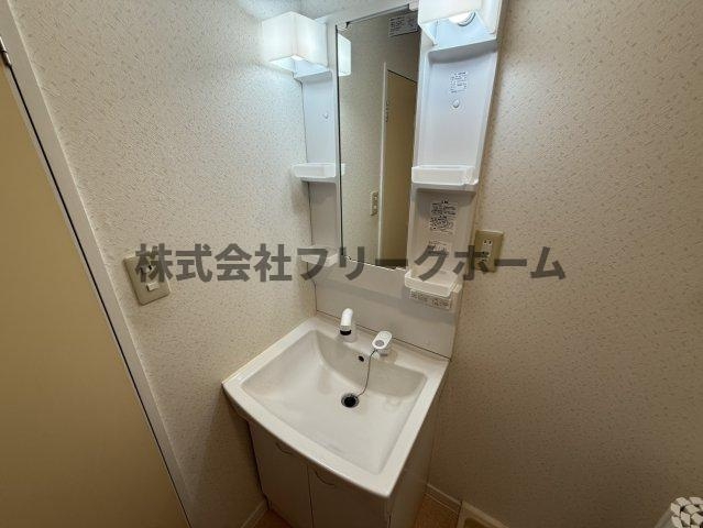 榎本第一コーポラスの洗面所