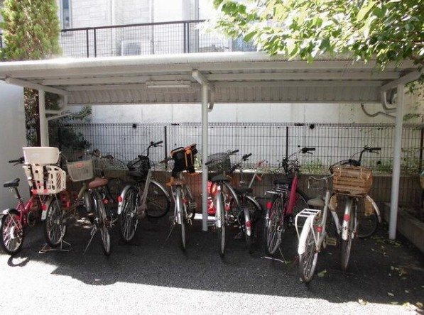 千葉市花見川区宮野木台２丁目のアパートのその他共用部分