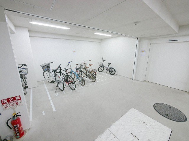 GrandiUtsuboParkの駐車場