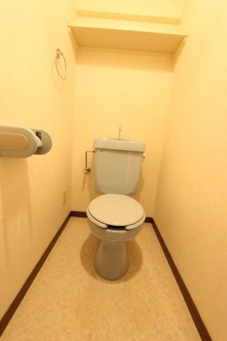 メゾン池場　のトイレ|清潔感のあるトイレです
※写真はイメージです。色仕様は現況優先になります。