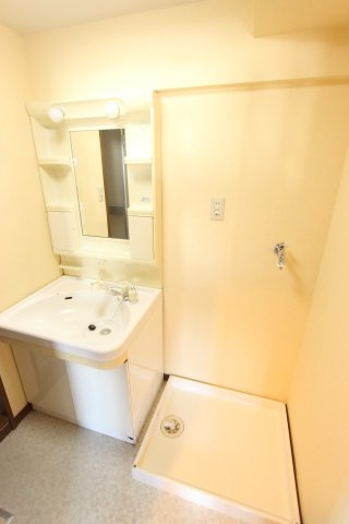 メゾン池場　の洗面所|※写真はイメージです。色仕様は現況優先になります。