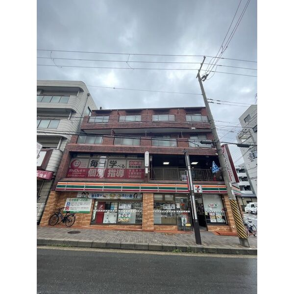 サンシャイン住吉のエントランス