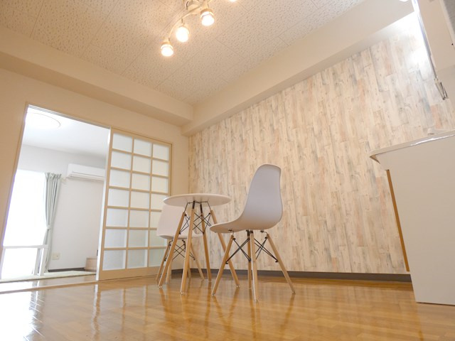 フォレストコートの居間・リビング|家具家電は設備ではありません。入居前に撤去致します。