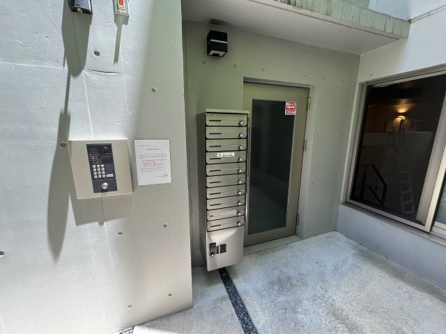 【エントランス】 | RITZ KAGURAZAKA