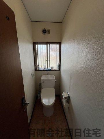 【トイレ】 | 西川津町中古戸建 | トイレです