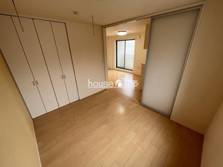 【洋室】 | LOOP　RESIDENCE