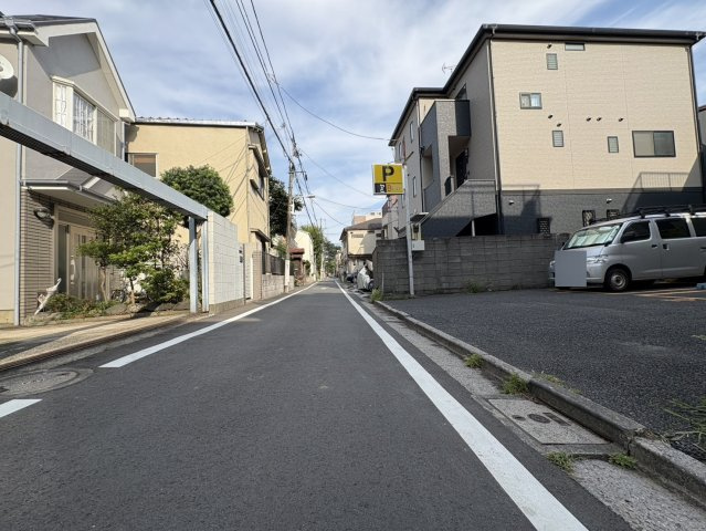 台東区谷中３丁目売地の前面道路含む現地写真