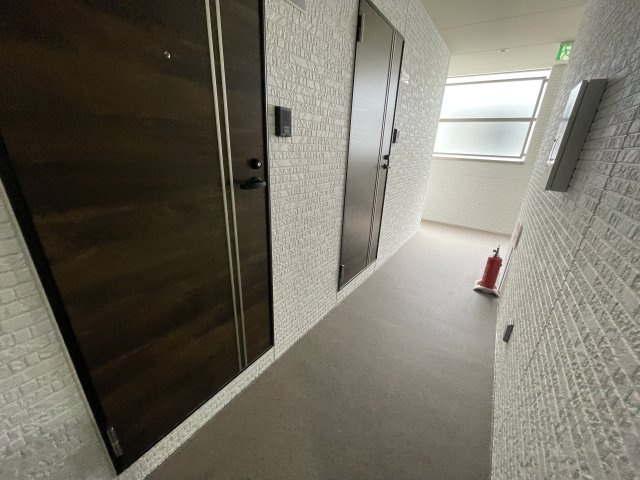 クリエオーレ一津屋Ⅱのロビー