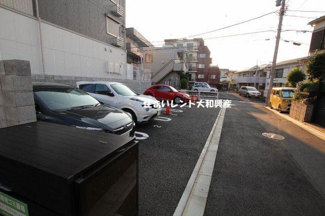パル相武台前の駐車場