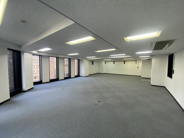 松本銀座ビルのロビー|※別室参考写真です。