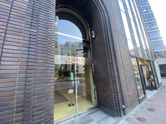 松本銀座ビルのエントランス