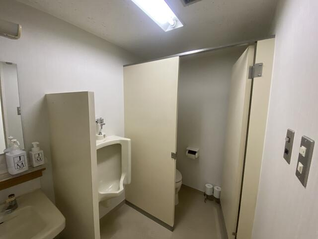 松本銀座ビルの玄関