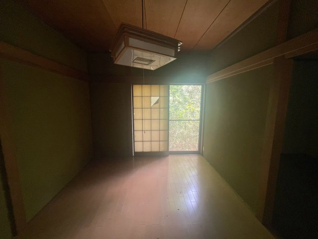 那須塩原市鍋掛　中古戸建の洋室