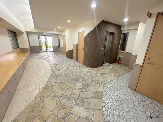 レバンガAP難波南Ⅱ　仲介手数料無料のロビー