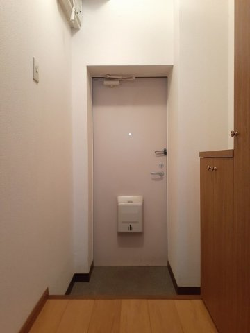 ファミール大門Ｃの玄関
