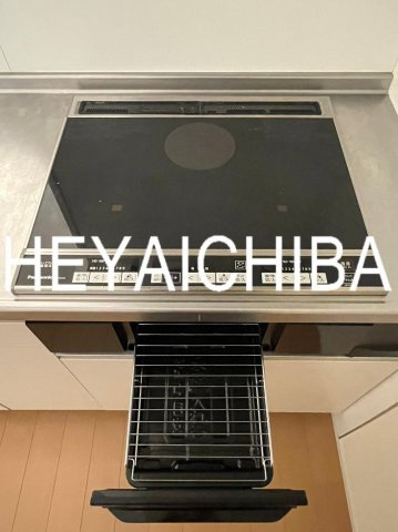 ラ・コリーヌ谷中のキッチン|IH3口コンロ