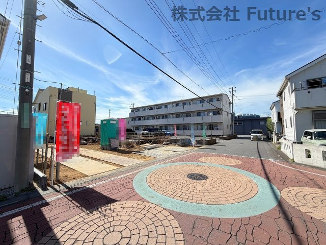 三郷市泉1丁目　新築戸建の前面道路含む現地写真|前面道路含む現地写真です。