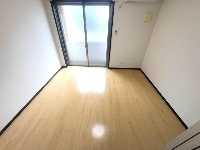 フジパレス吹田穂波公園の居間・リビング