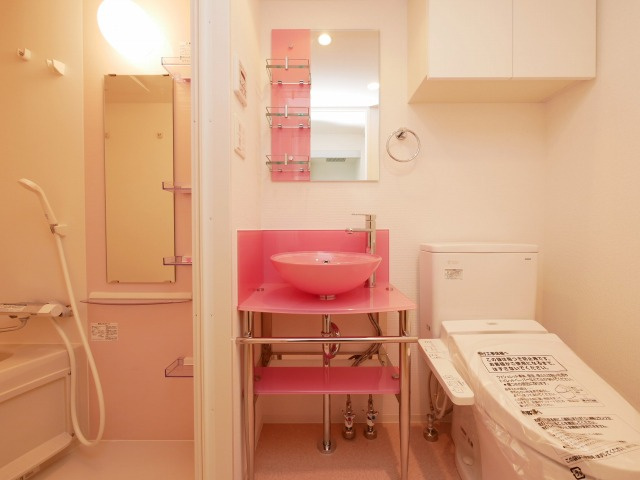 SERENiTE本町refletの独立洗面台