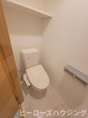 【トイレ】 | ラピス | ※同タイプの写真となり、実際のお部屋とは異なる場合があります