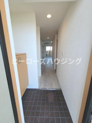 【玄関】 | ラピス | ※同タイプの写真となり、実際のお部屋とは異なる場合があります
